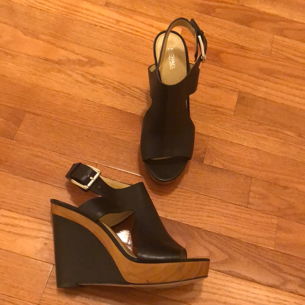 NWOT - Josephine Leather Wedge Sandals